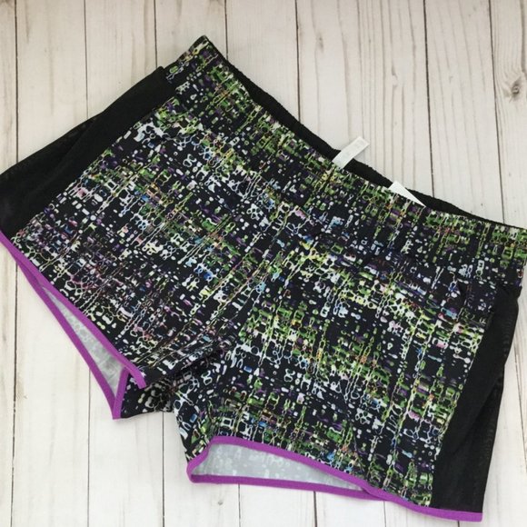 NWT Fabletics Athletic Running Workout Built-In
Spandex Shorts XS - Picture 3 of 7